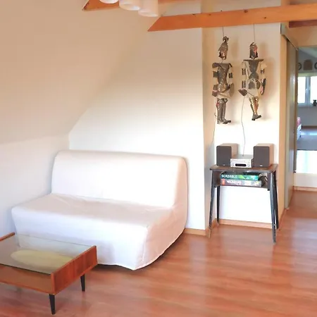 Nad Stawem Holiday home *